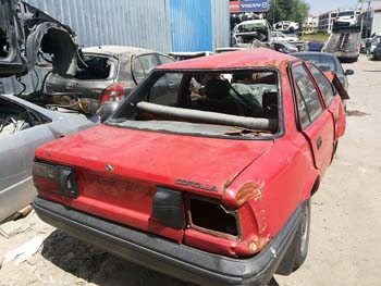 91 MODEL TOYOTA COROLLA ÇIKMA BAGAJ KAPAĞI  OTO GÜVEN 'DE